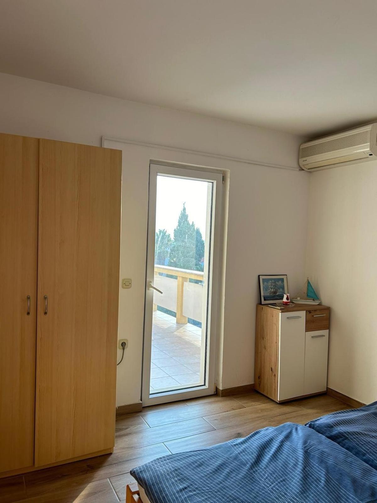 Apartments With A Parking Space Vrsi - Mulo, Zadar - 3276 Номер фото