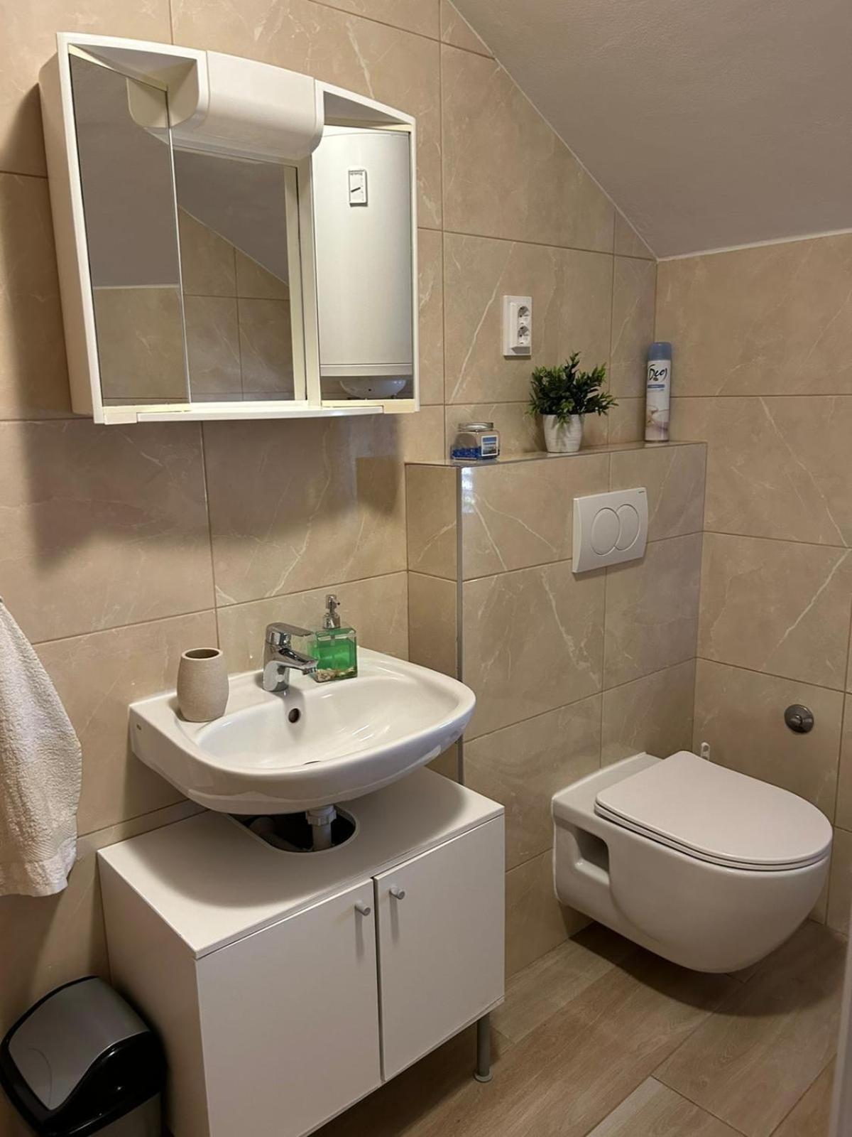 Apartments With A Parking Space Vrsi - Mulo, Zadar - 3276 Номер фото